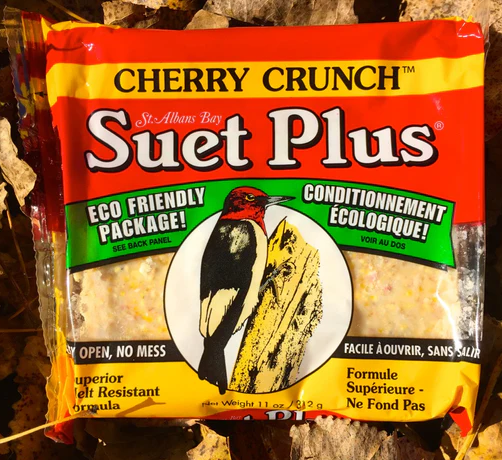 Suet Plus Cherry Crunch Cake